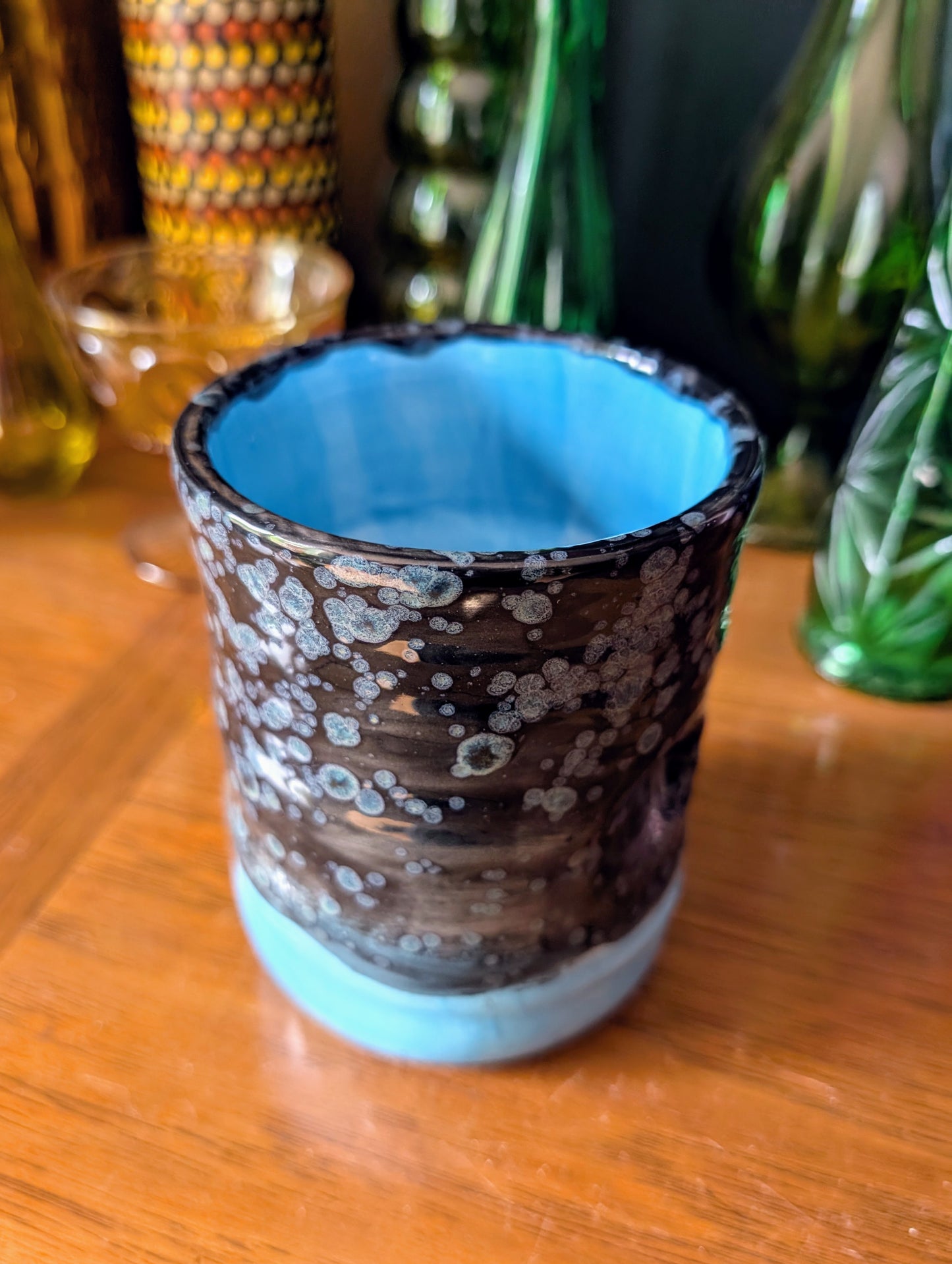 Thumb Grip Mug