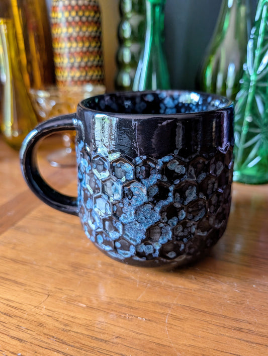 Honeycomb Mug