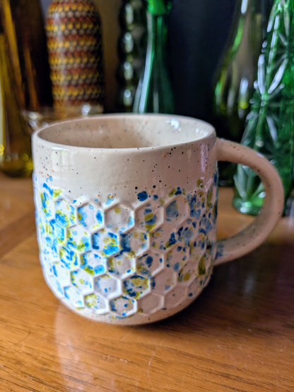 Honeycomb Mug