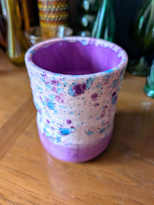 Thumb Grip Mug
