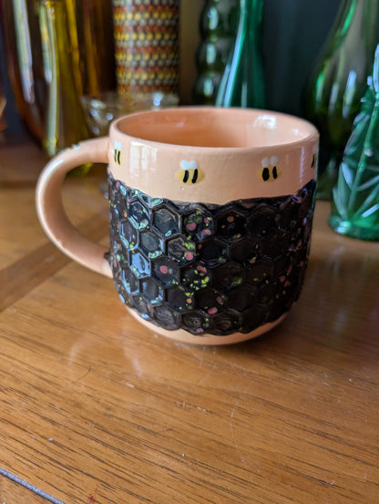 Honeycomb Mug
