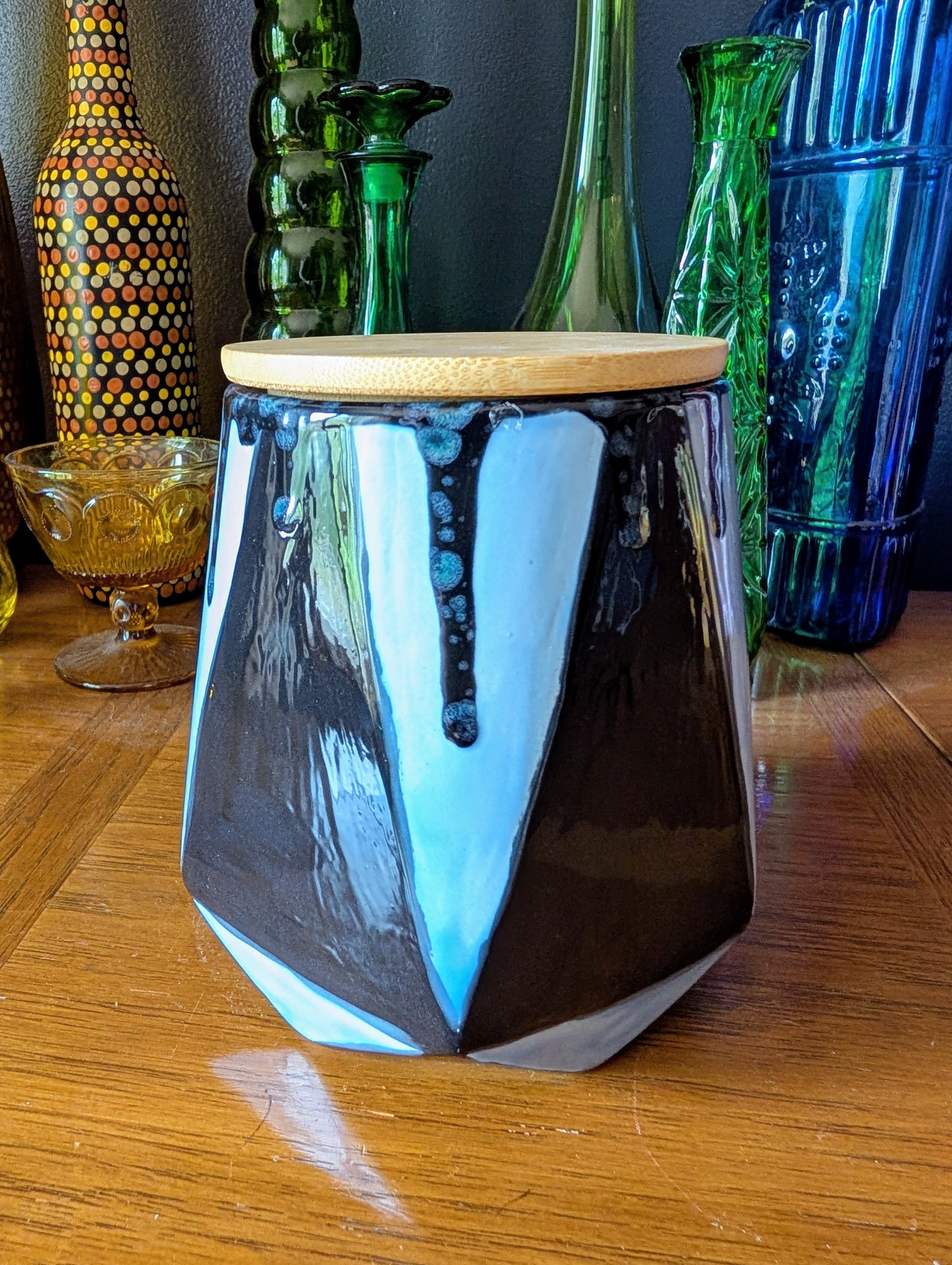 Geometric Container