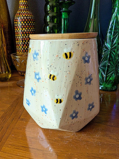 Geometric Container